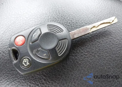 2014 Ford Focus Se z USA, uszkodzony, nr VIN 1FADP3K27EL408035